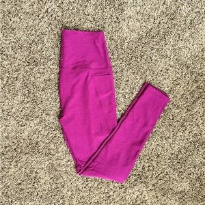 Beyond Yoga Out of Pocket HW Midi Leggings